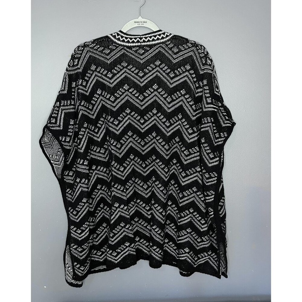Eight Eight Eight Aztec Sweater Womens XL Black White Open Poncho Knit Cardigan - Picture 14 of 14